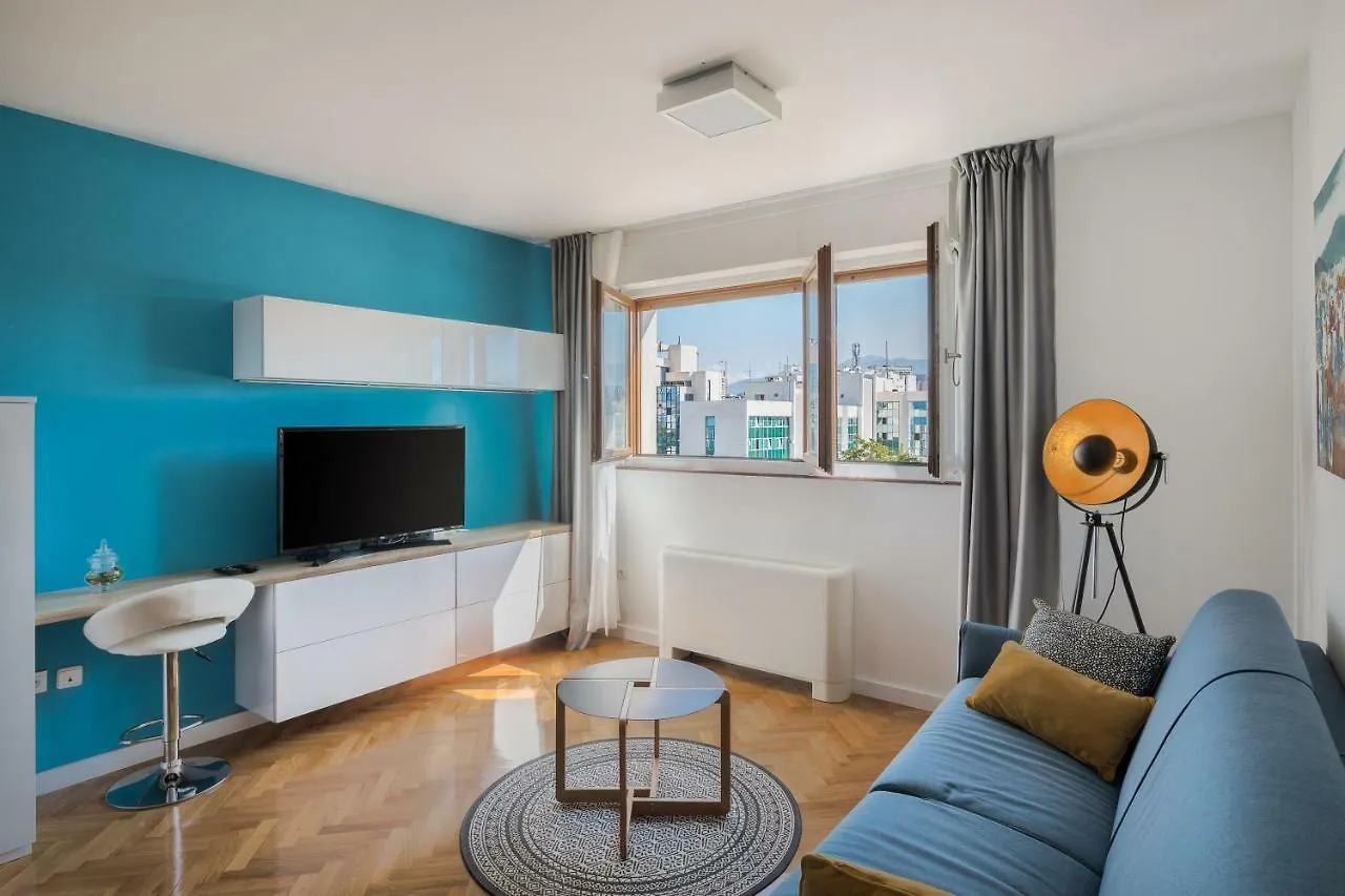 Bel Canto Split Apartment
